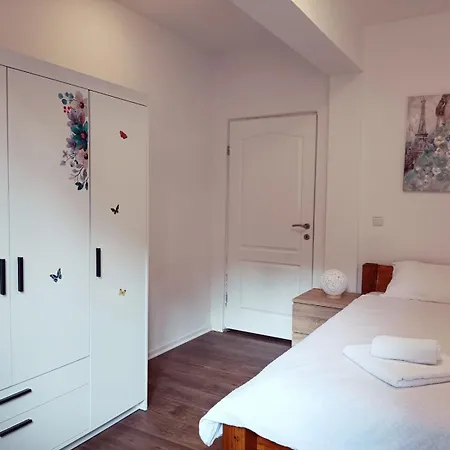 Vacation House Rosa بيت للعطل *
